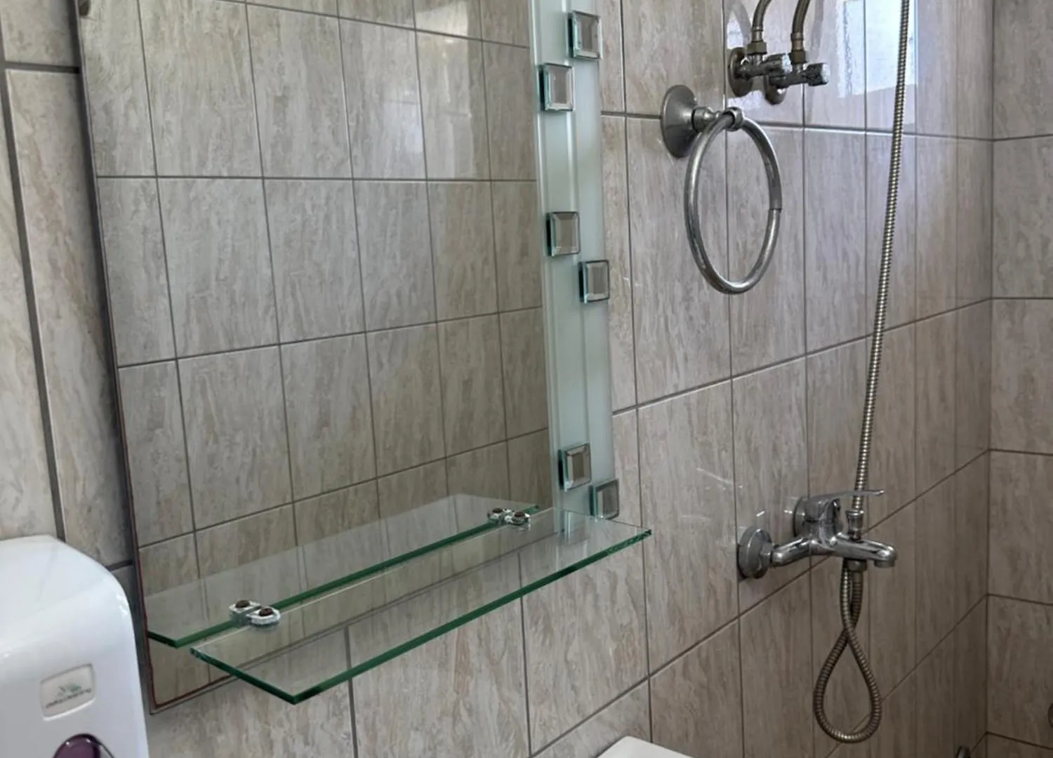 Vila Rapo Himare Apartment